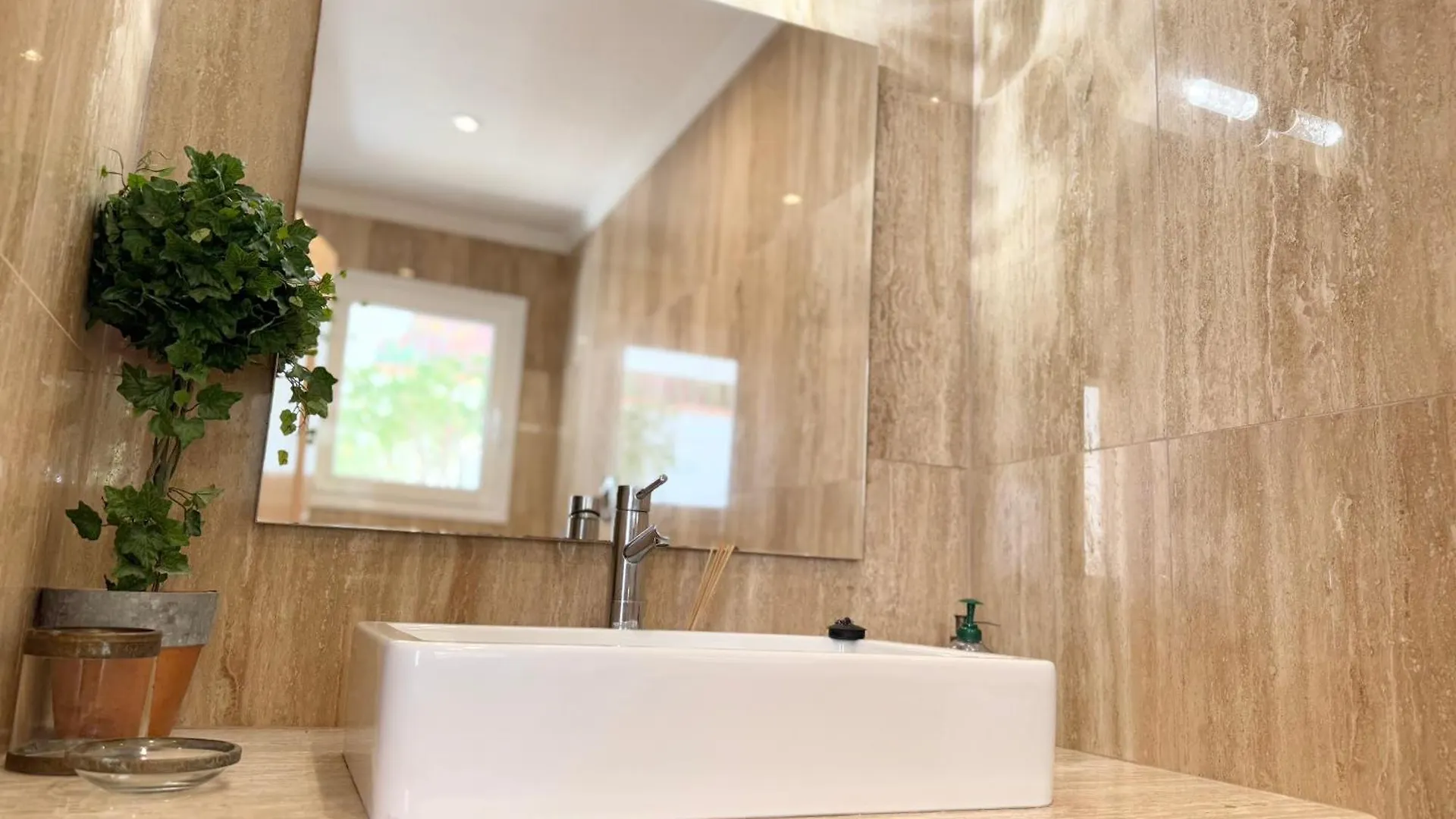 Villa Amorio A Spacious Modern Getaway With A Private Heated Pool & Sea Views Costa Adeje