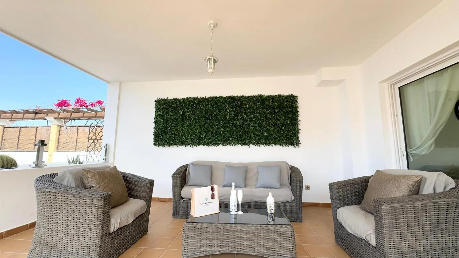 Villa Amorio A Spacious Modern Getaway With A Private Heated Pool & Sea Views Costa Adeje   Costa Adeje (Tenerife)